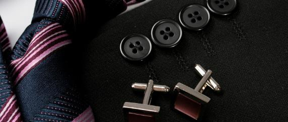 企業(yè)如何樹立良好的形象？西服定制必不可少！