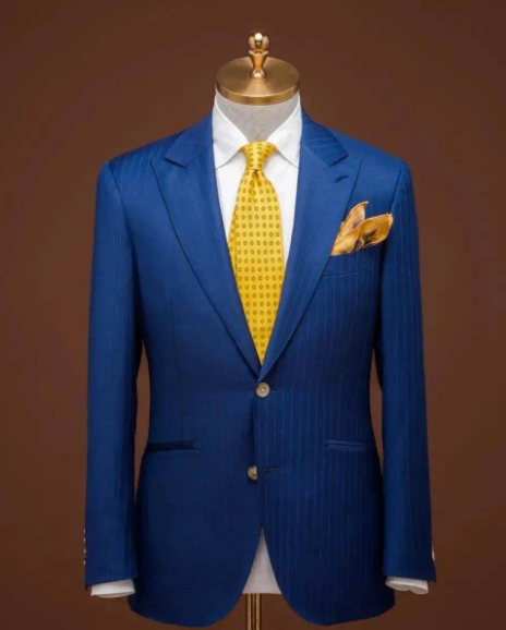 西裝雙開叉和后開叉、不開叉的區(qū)別